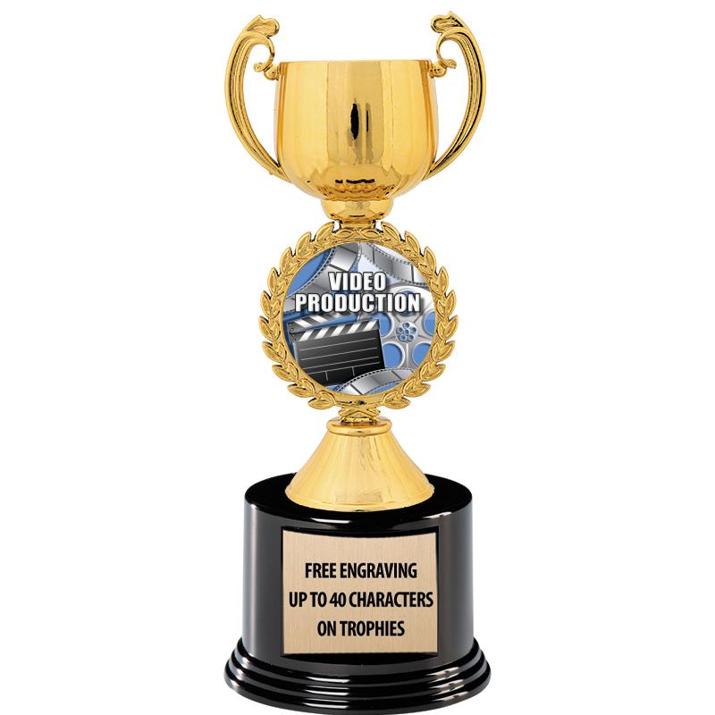 8.75" CHAPLET CUP GLD W/ RND B