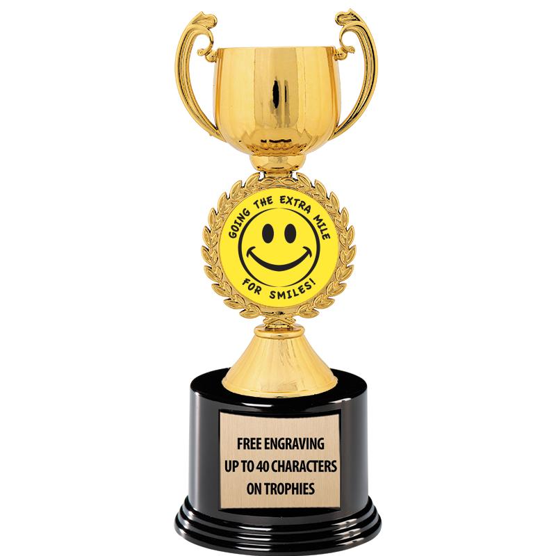 8.75" CHAPLET CUP GLD W/ RND B