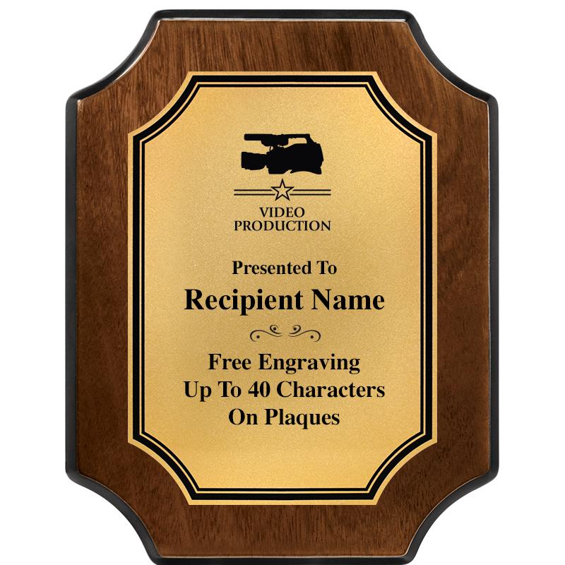 7X9 WALNUT FIN SCLLP PLQ GD PL